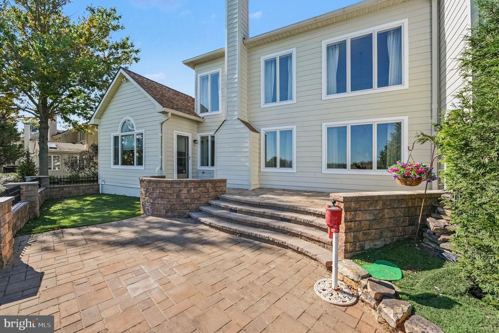 106 INVERNESS DRIVE