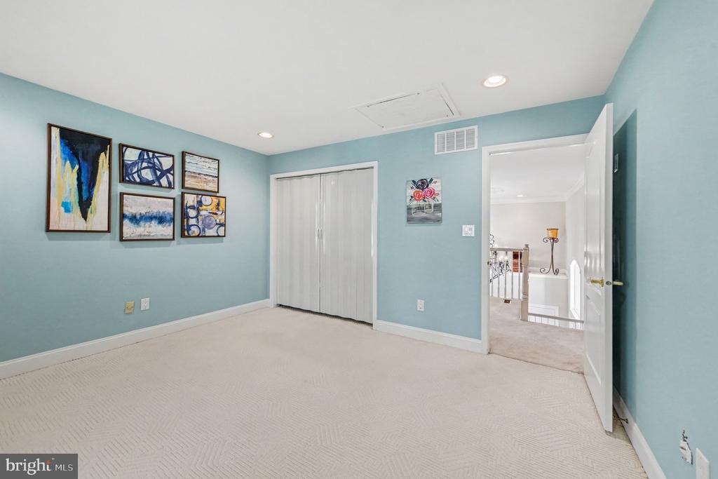 106 INVERNESS DRIVE