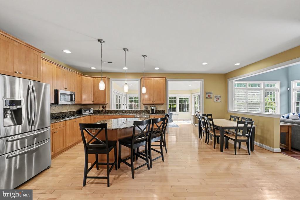 180 SOMERSET DRIVE