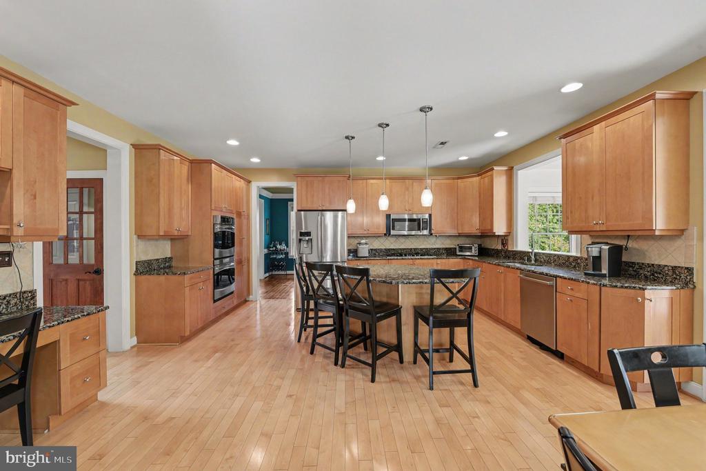 180 SOMERSET DRIVE