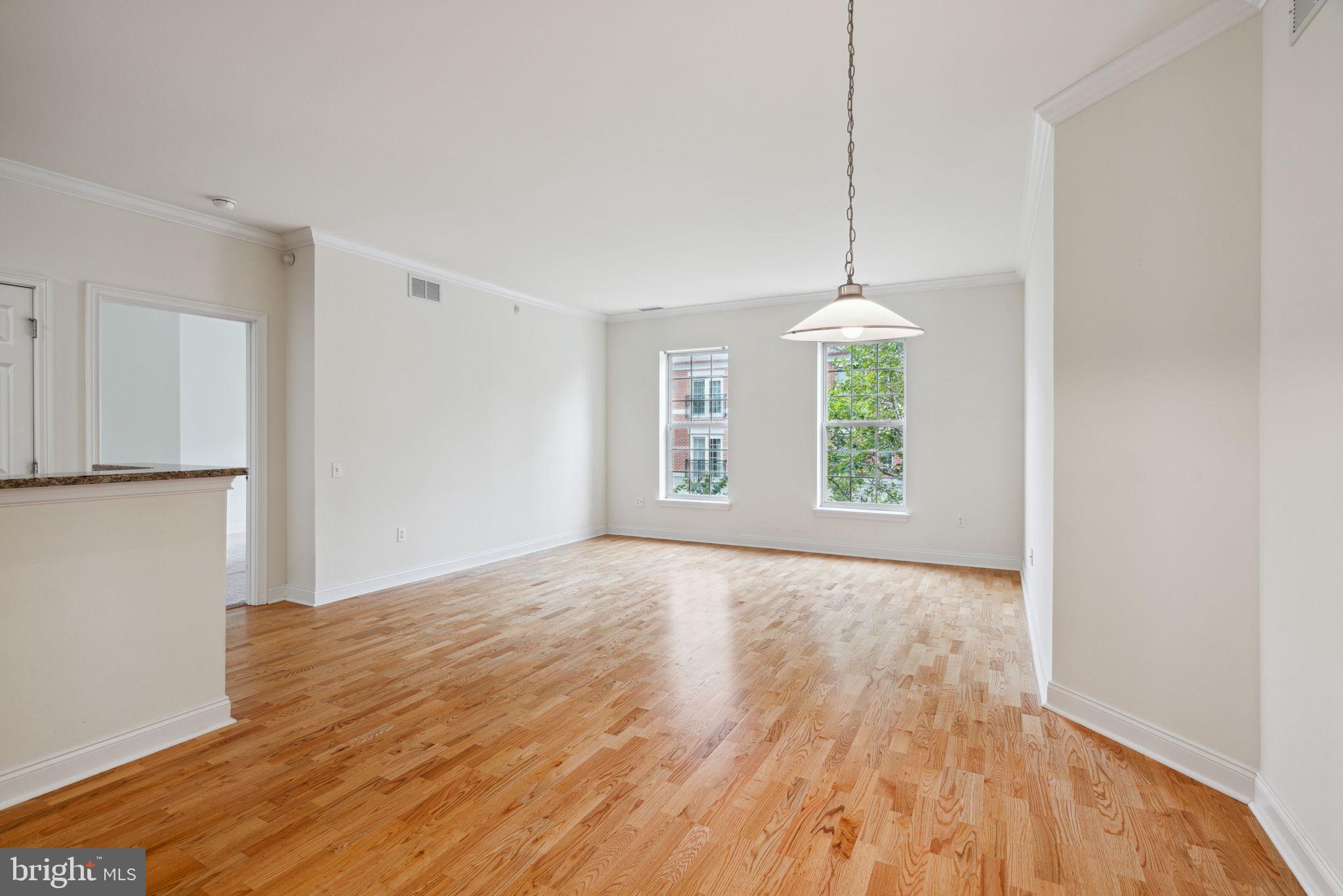 500 ADMIRALS WAY 318