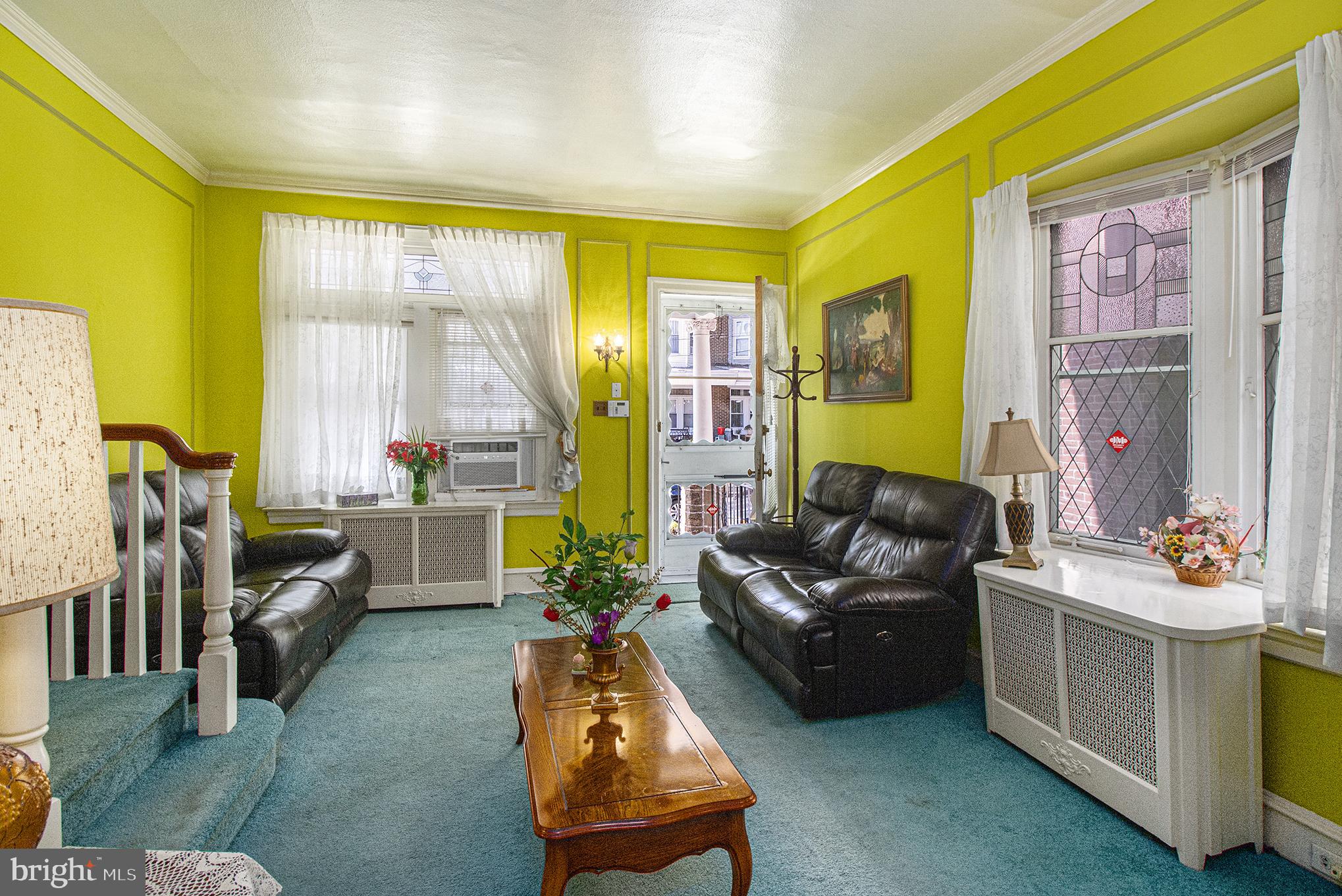 1313 W ELEANOR STREET