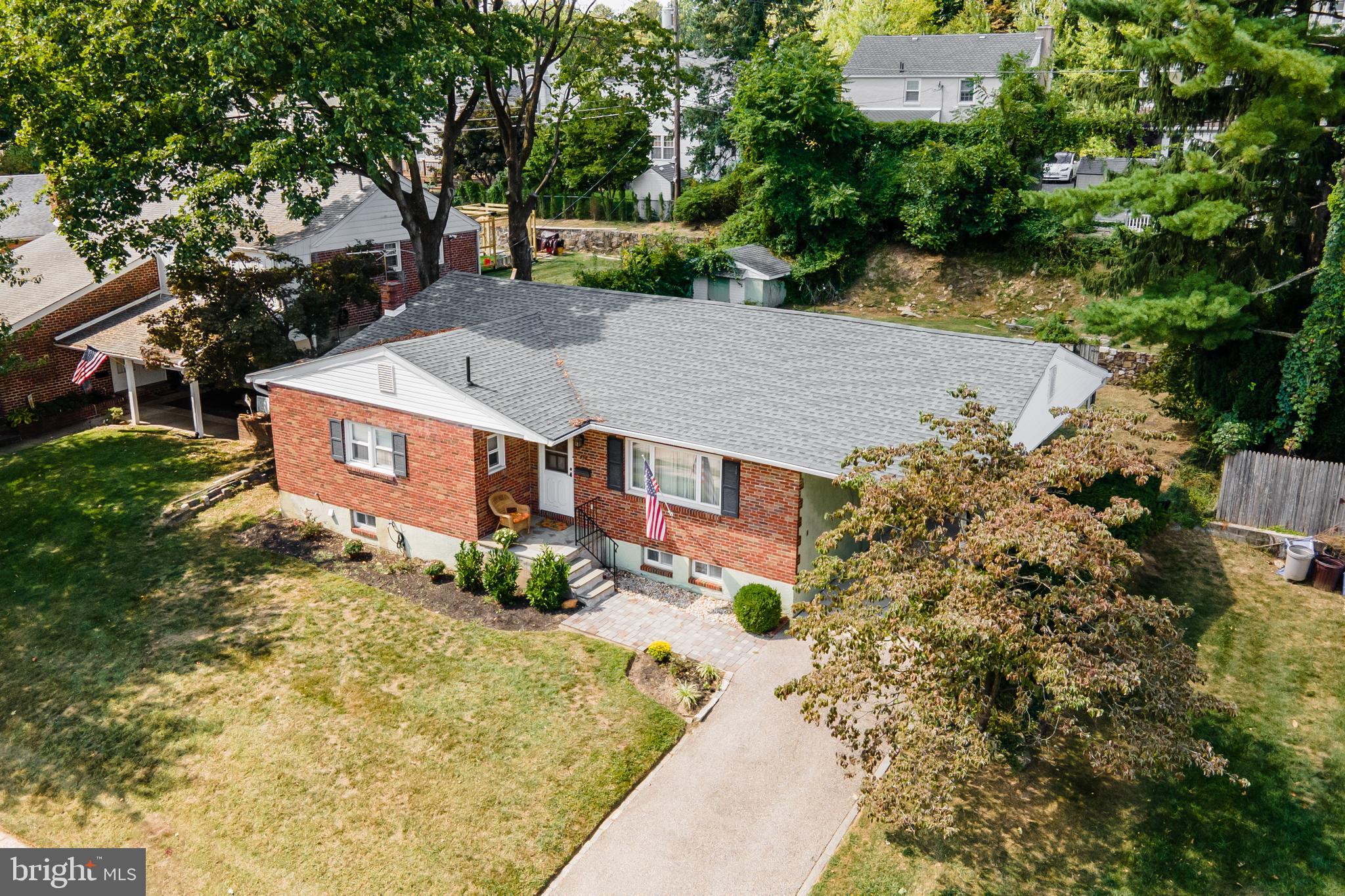 452 EVERGREEN AVENUE 54