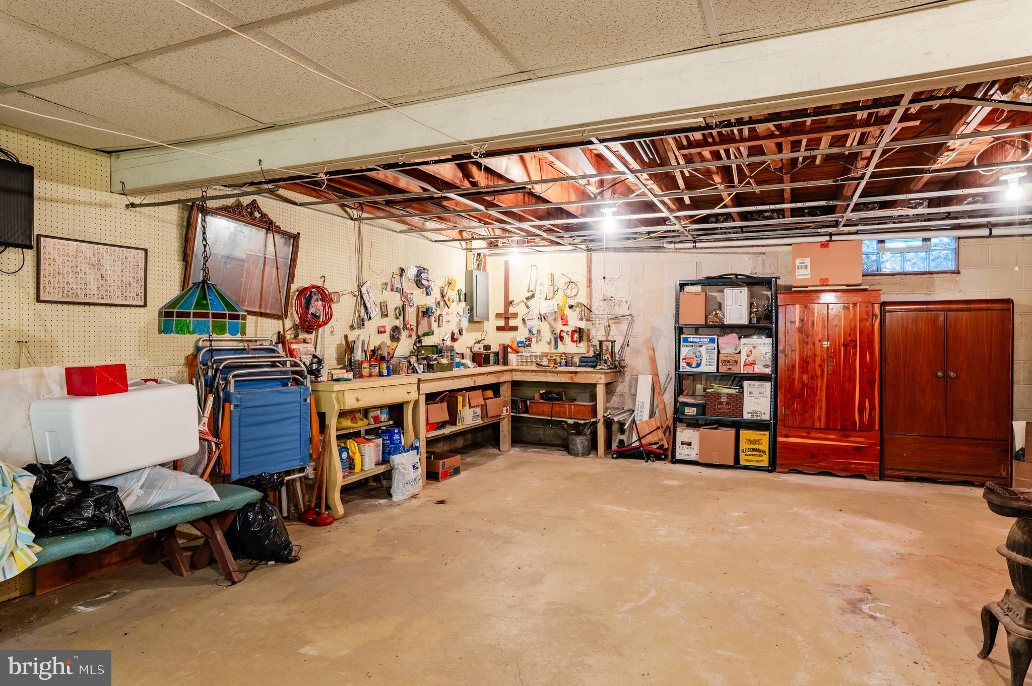 452 EVERGREEN AVENUE 54