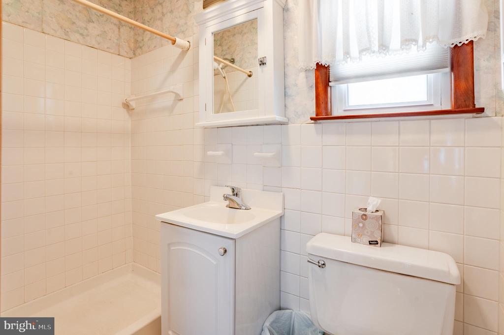 452 EVERGREEN AVENUE 54