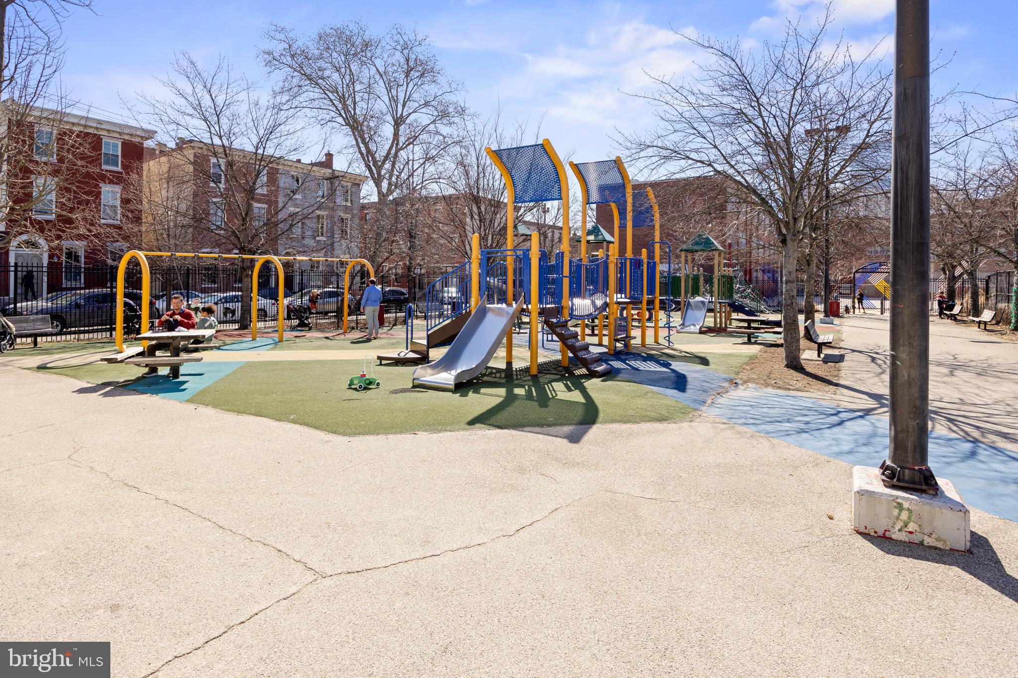 1712 WALLACE STREET 102