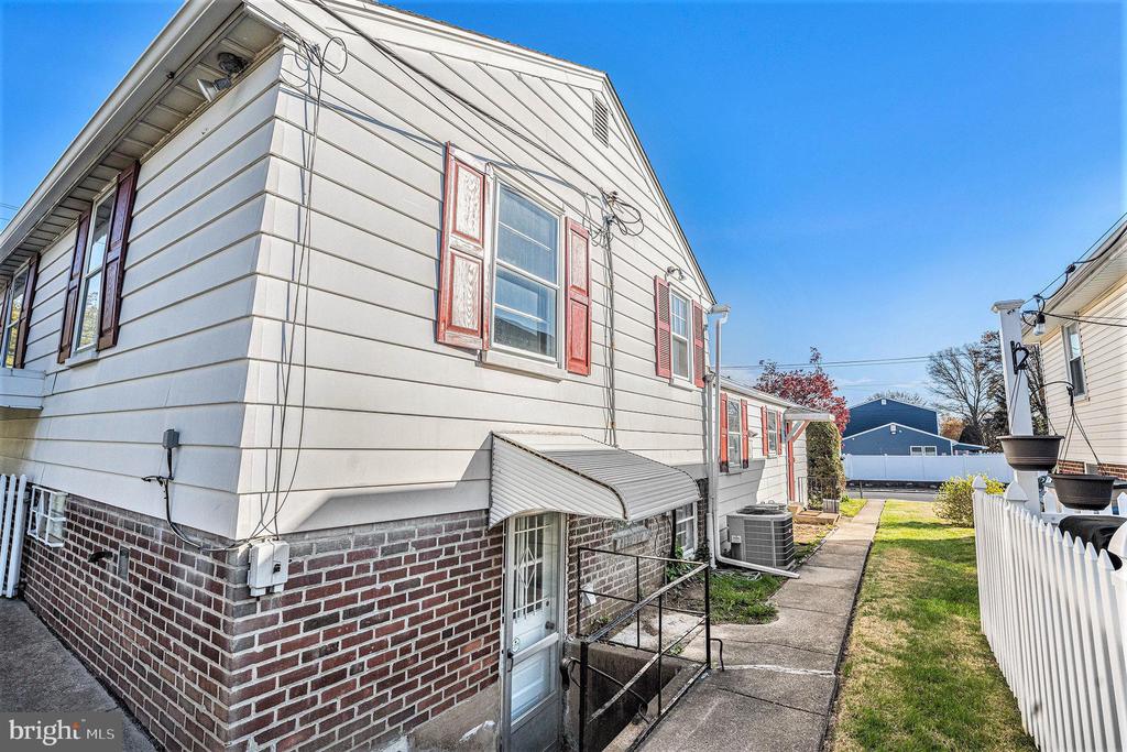 3839 CHALFONT DRIVE