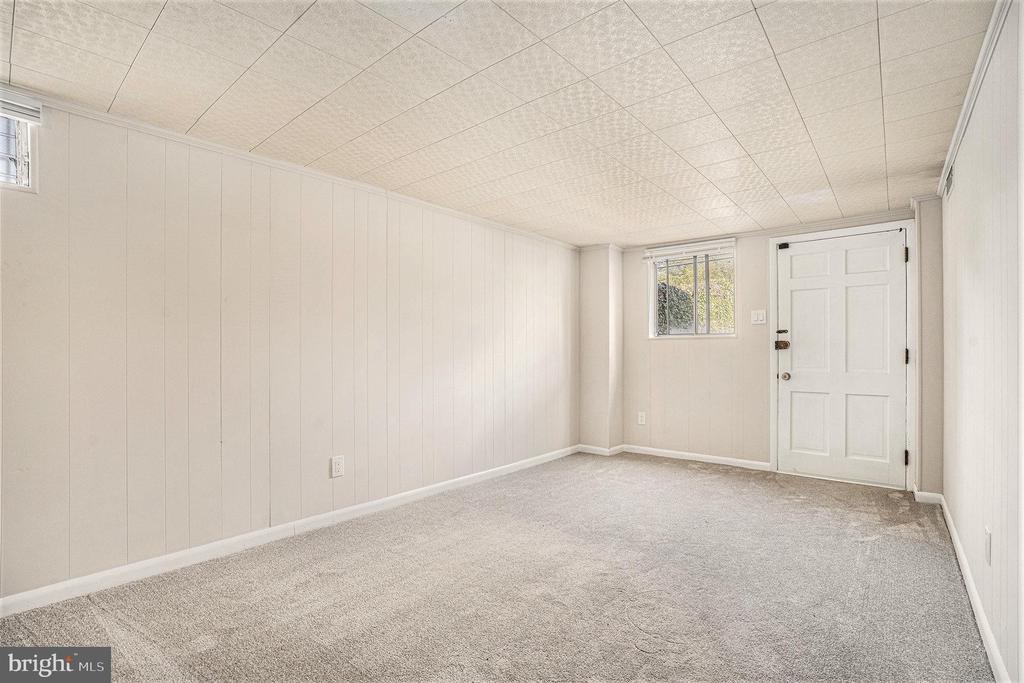 3839 CHALFONT DRIVE