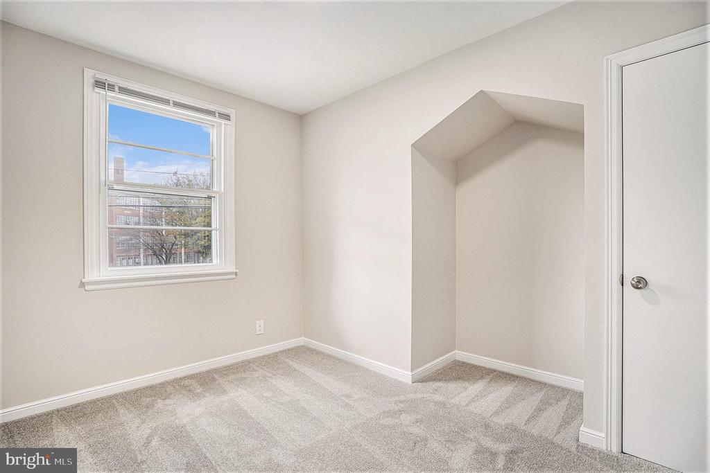 3839 CHALFONT DRIVE