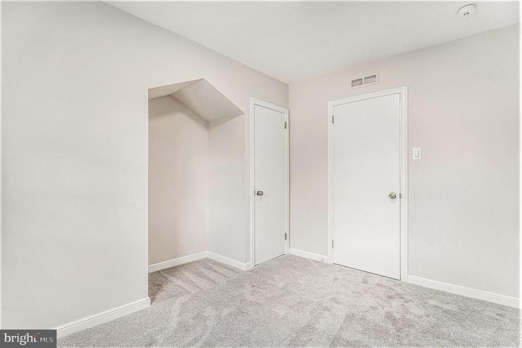 3839 CHALFONT DRIVE