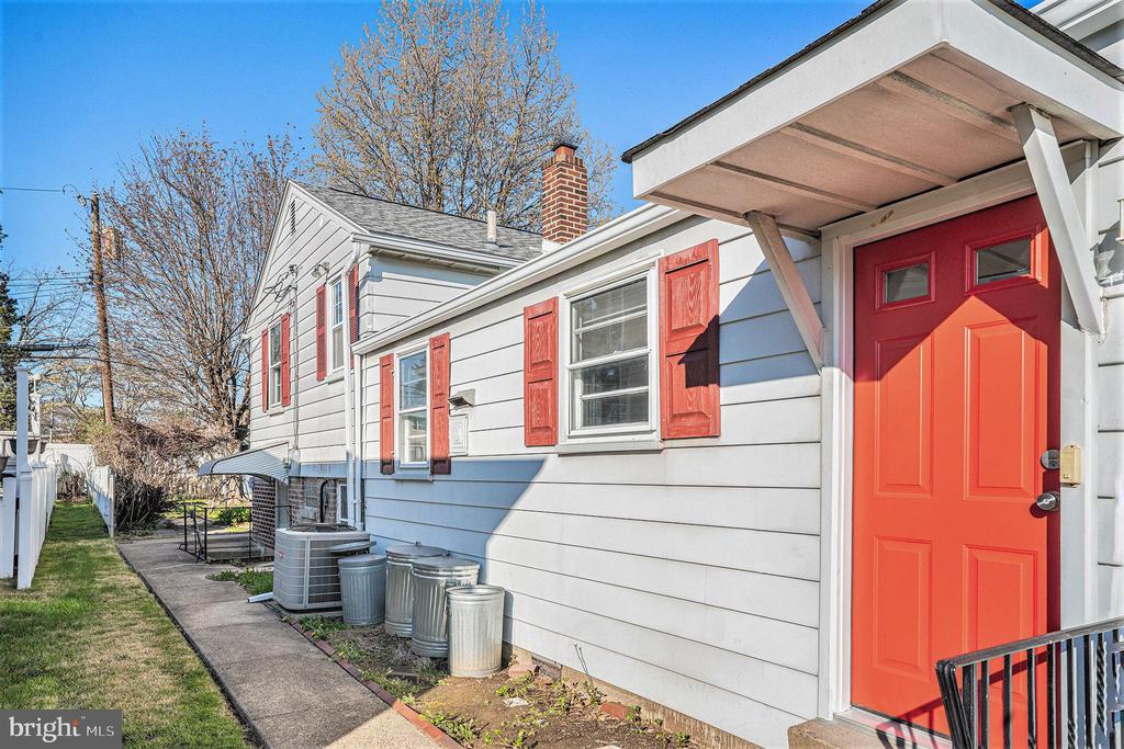 3839 CHALFONT DRIVE