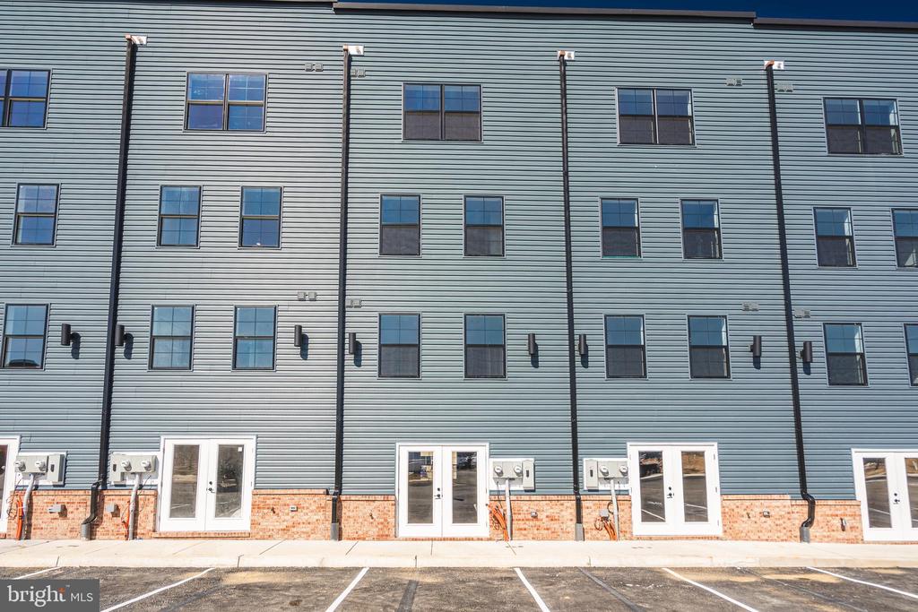 4086 CONSHOHOCKEN AVENUE A11