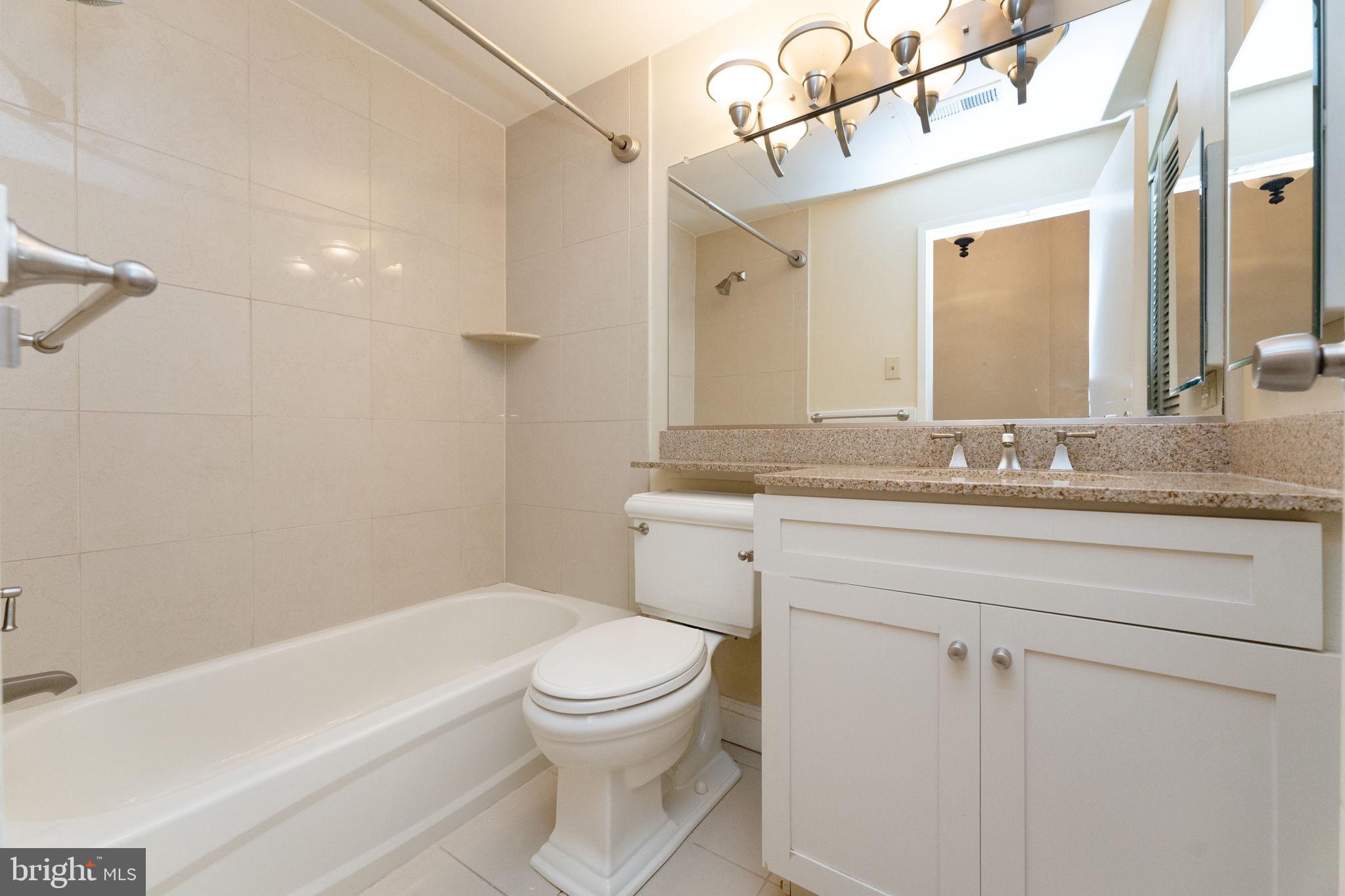 2429 LOCUST STREET 41 319