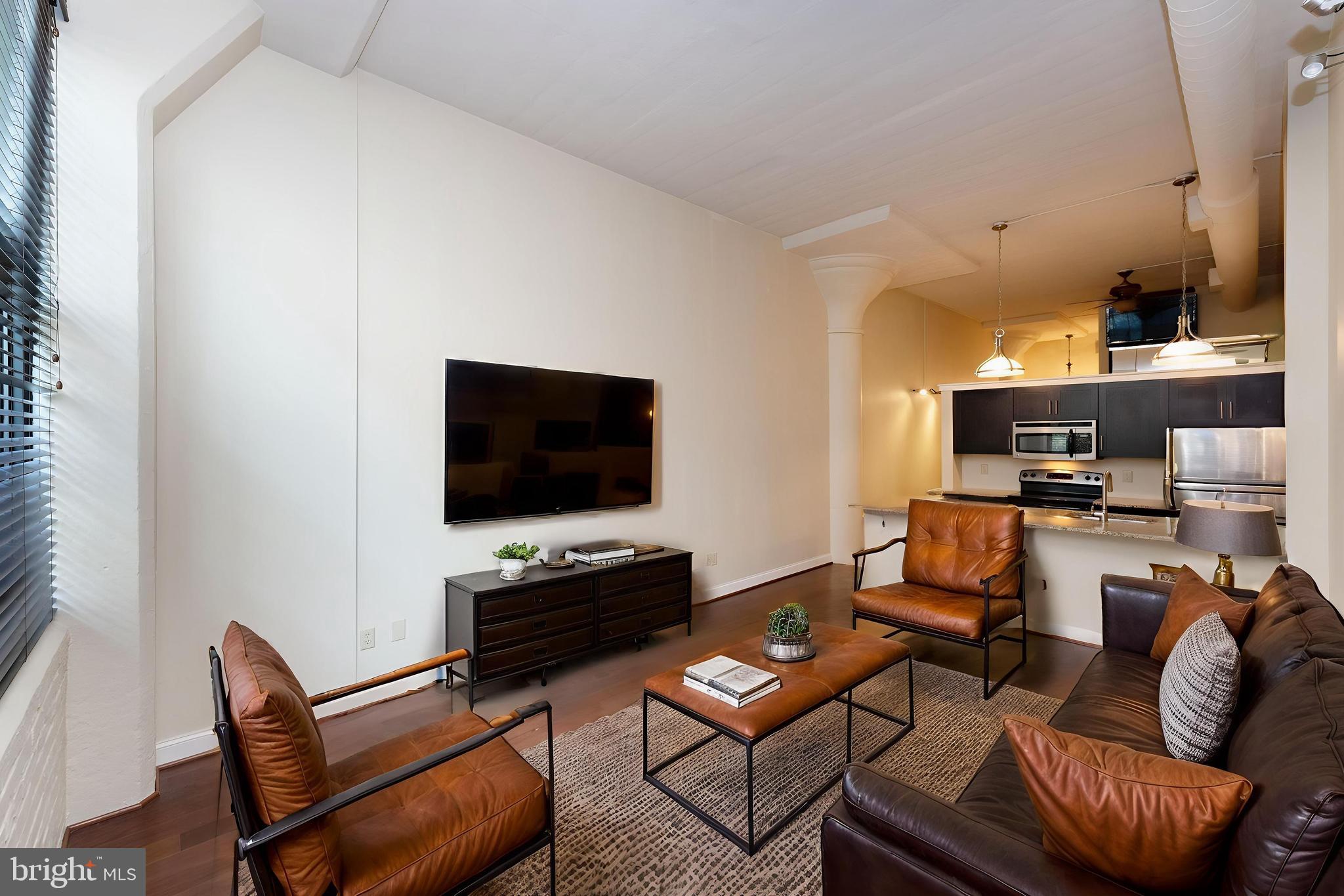 2429 LOCUST STREET 41 319