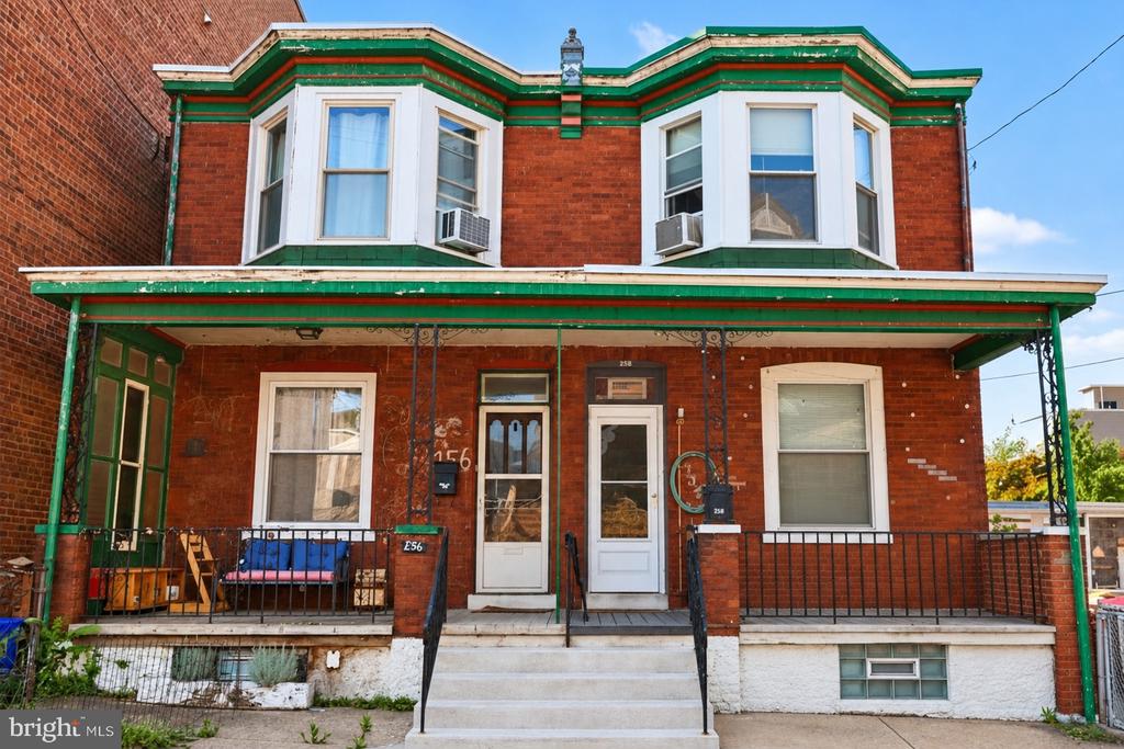 154 W SALAIGNAC STREET