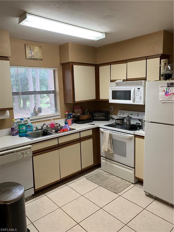 5065 Coronado PKWY