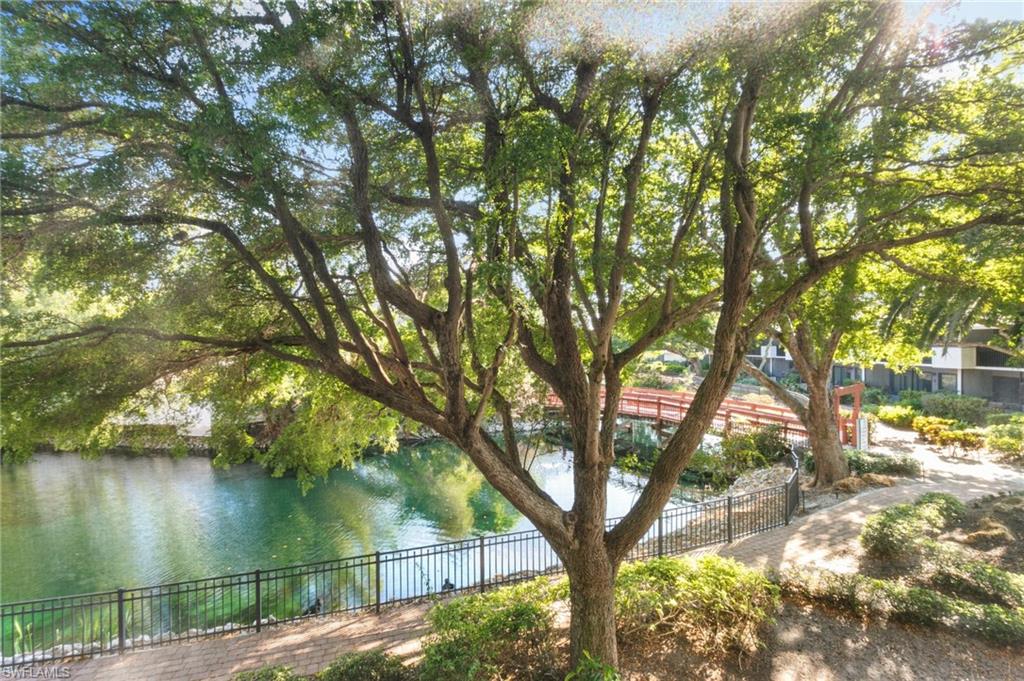 600 Neapolitan WAY # 257