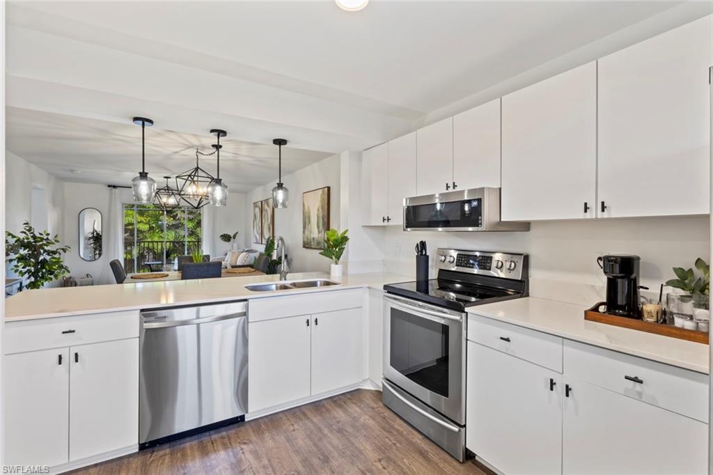 146 Cypress WAY E # 805