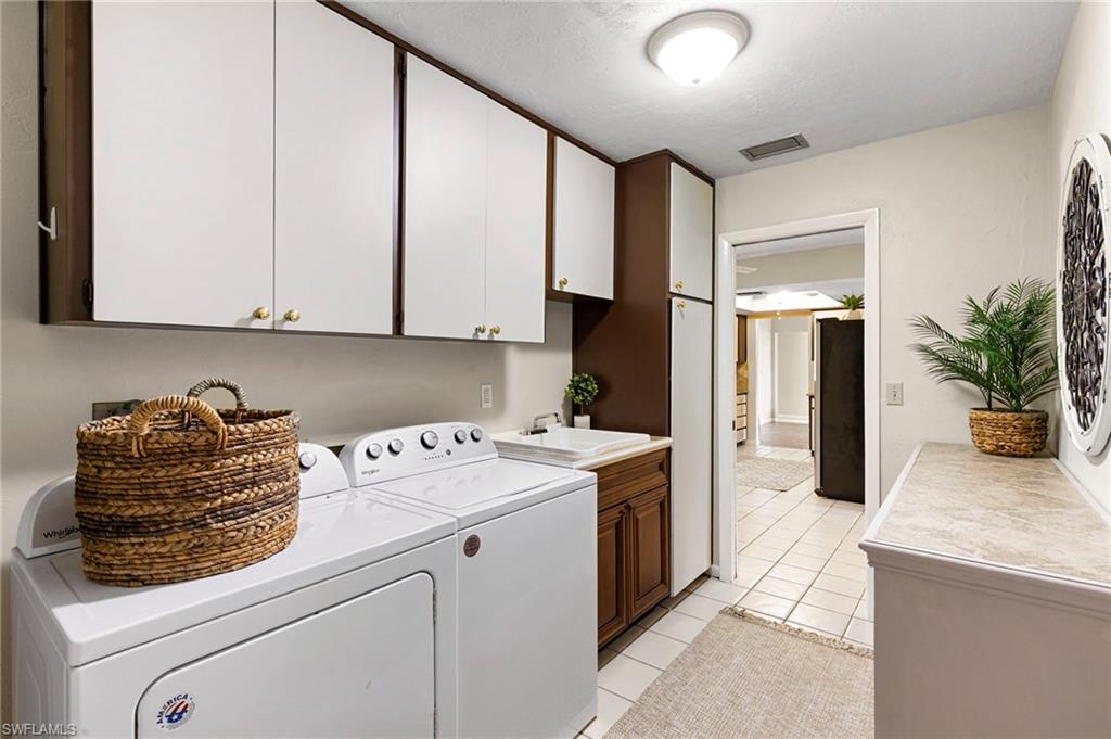 159 Coral Vine DR