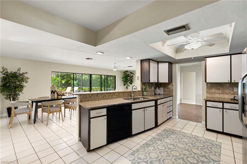 159 Coral Vine DR
