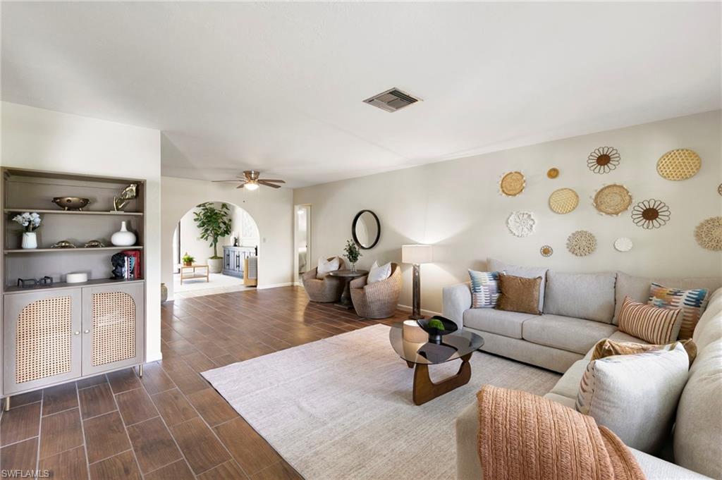 159 Coral Vine DR