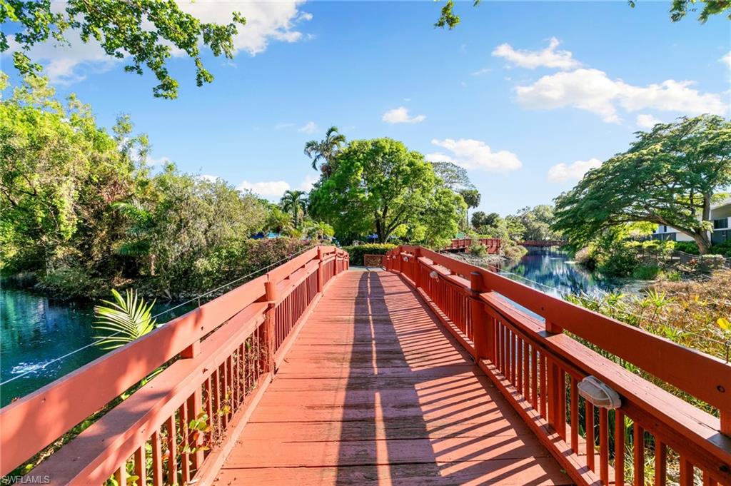 600 Neapolitan WAY # 257