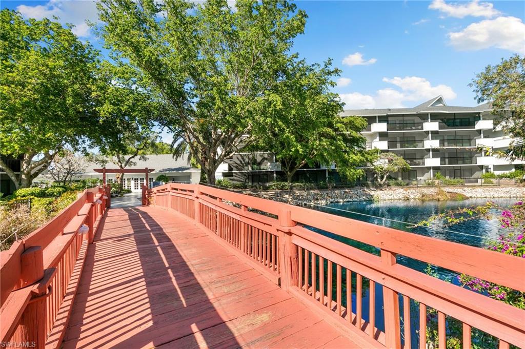 600 Neapolitan WAY # 257