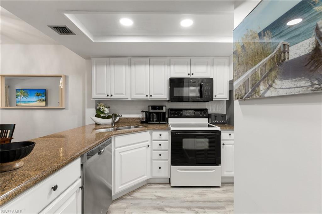 600 Neapolitan WAY # 257