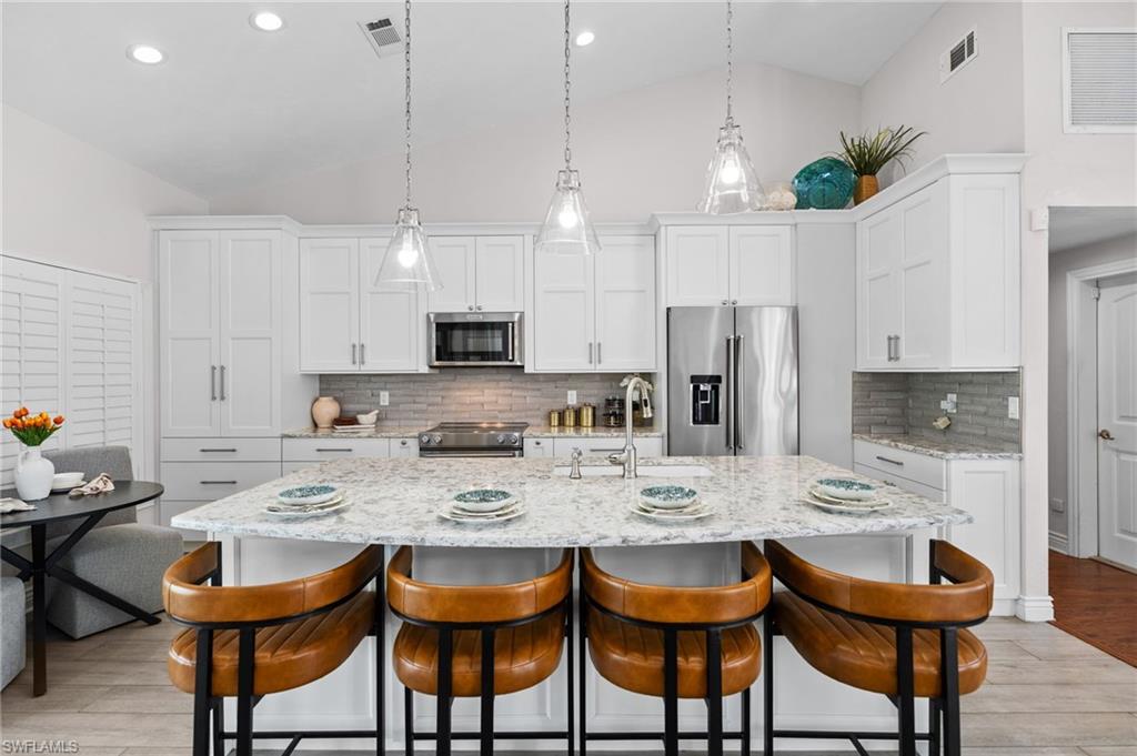 261 Kirtland DR