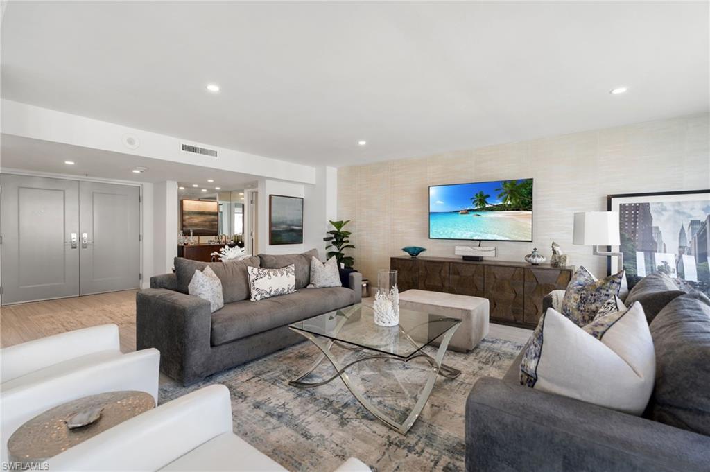 4401 Gulf Shore BLVD N D806