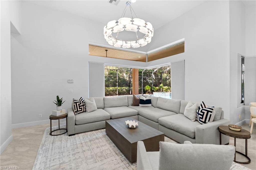 480 Terracina WAY