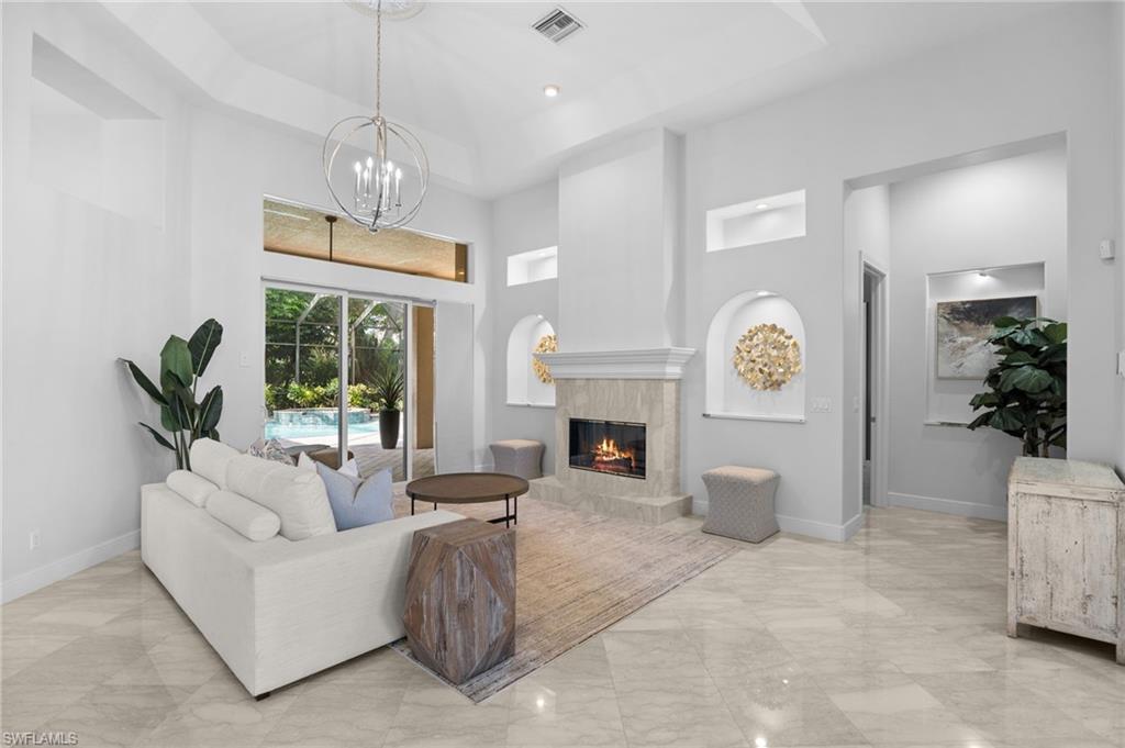 480 Terracina WAY
