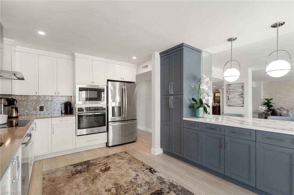 4401 Gulf Shore BLVD N D806