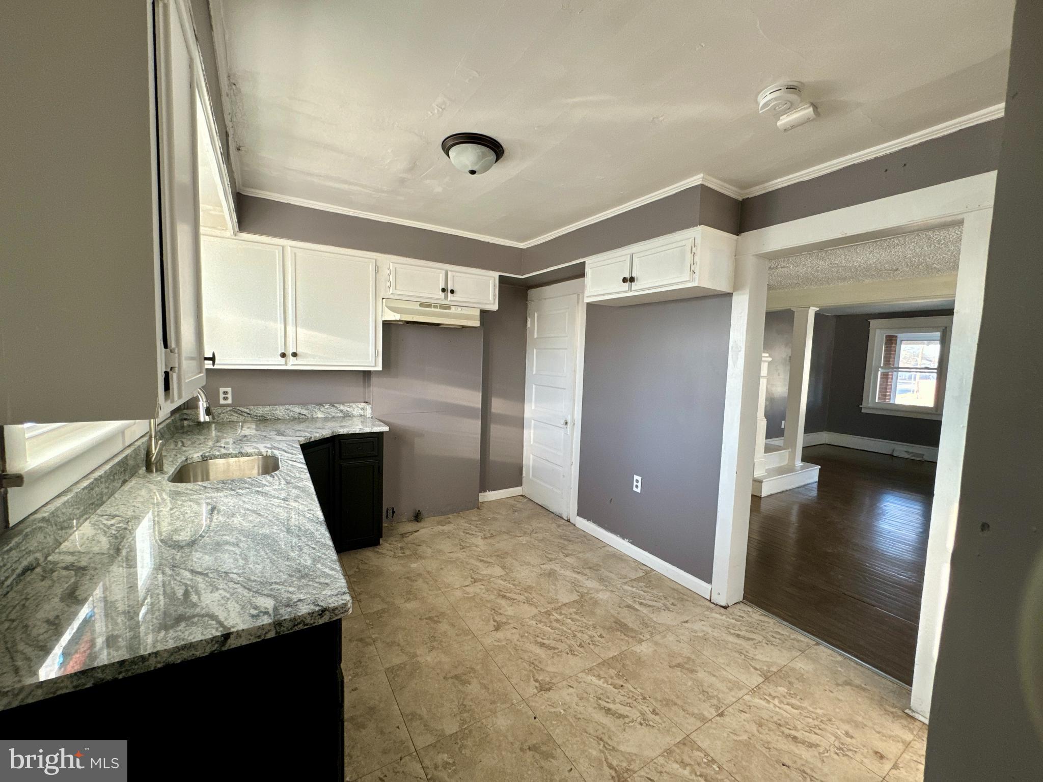 803 E Main St