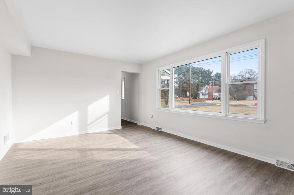 330 N Orchard Rd