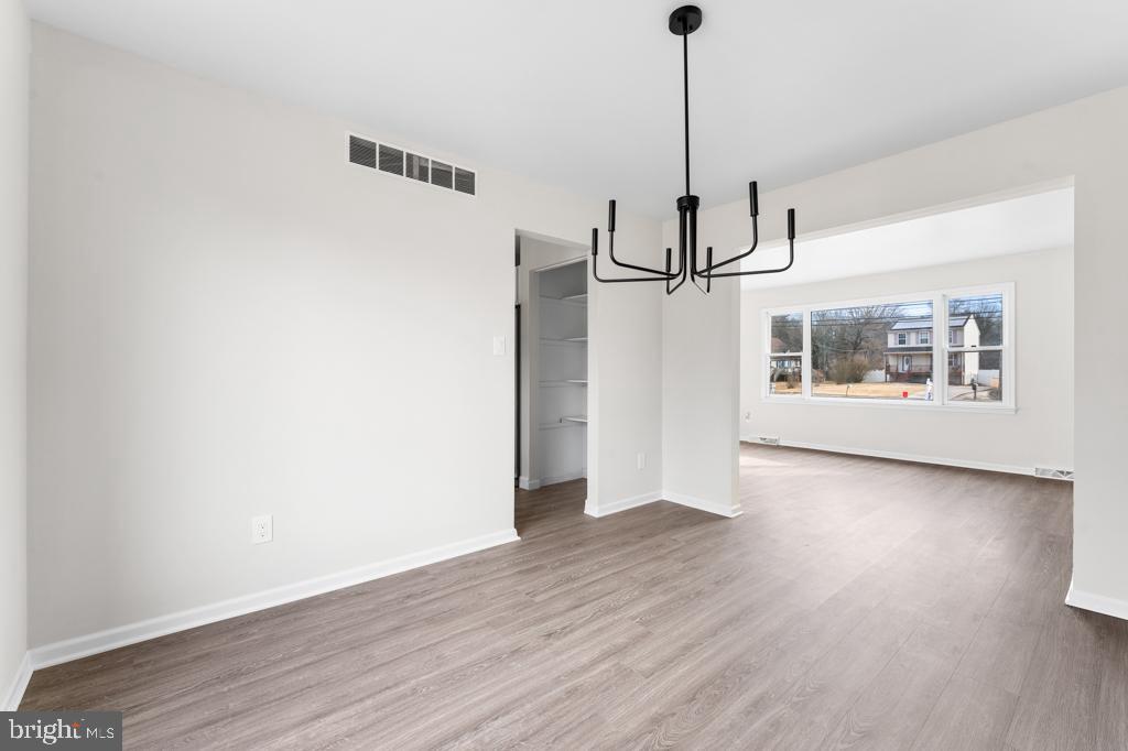 330 N Orchard Rd