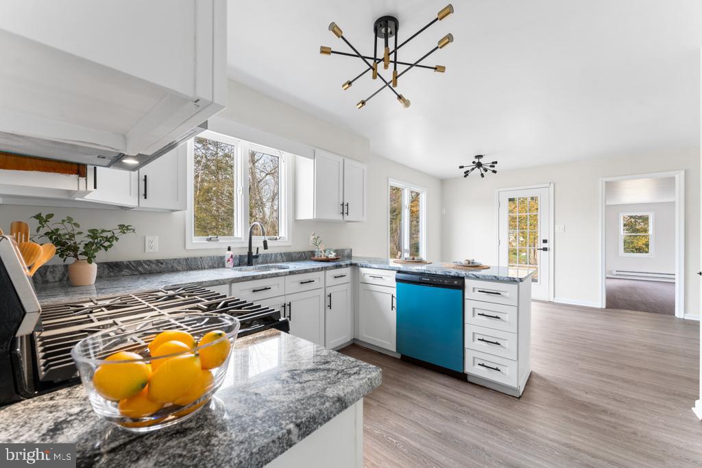 330 N Orchard Rd