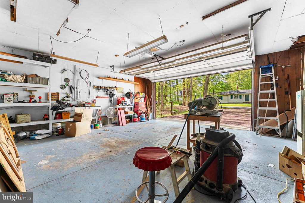 700 Violet Rd