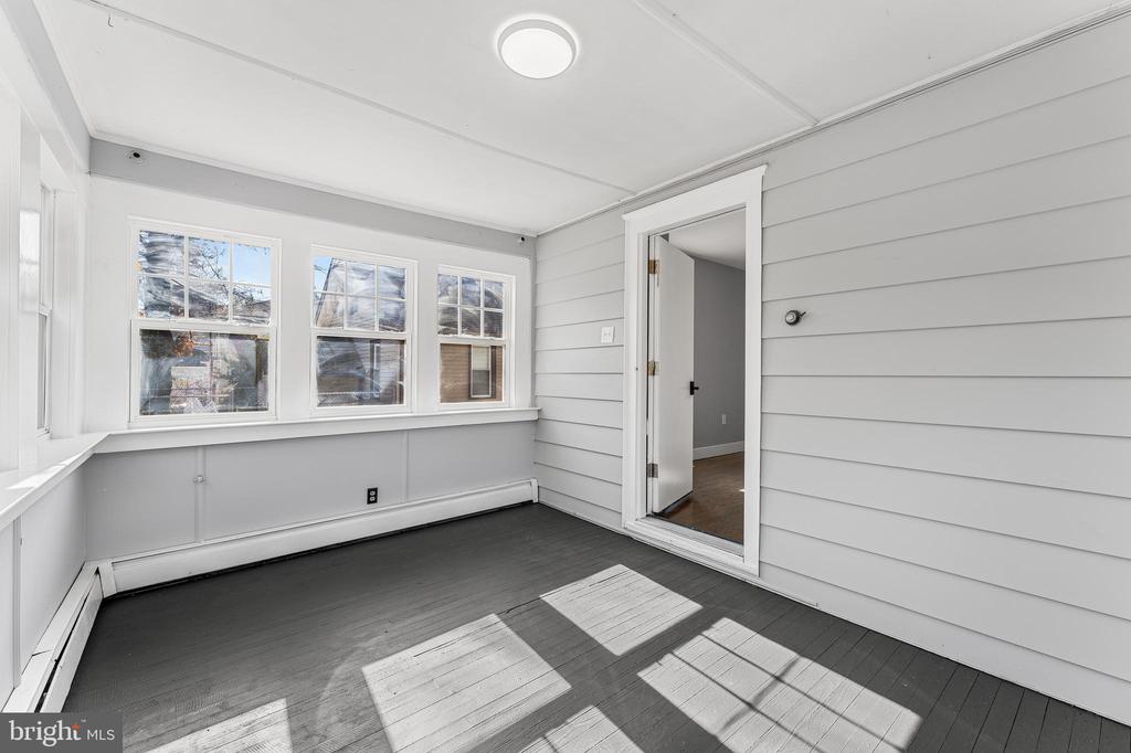 23 Victory Ave