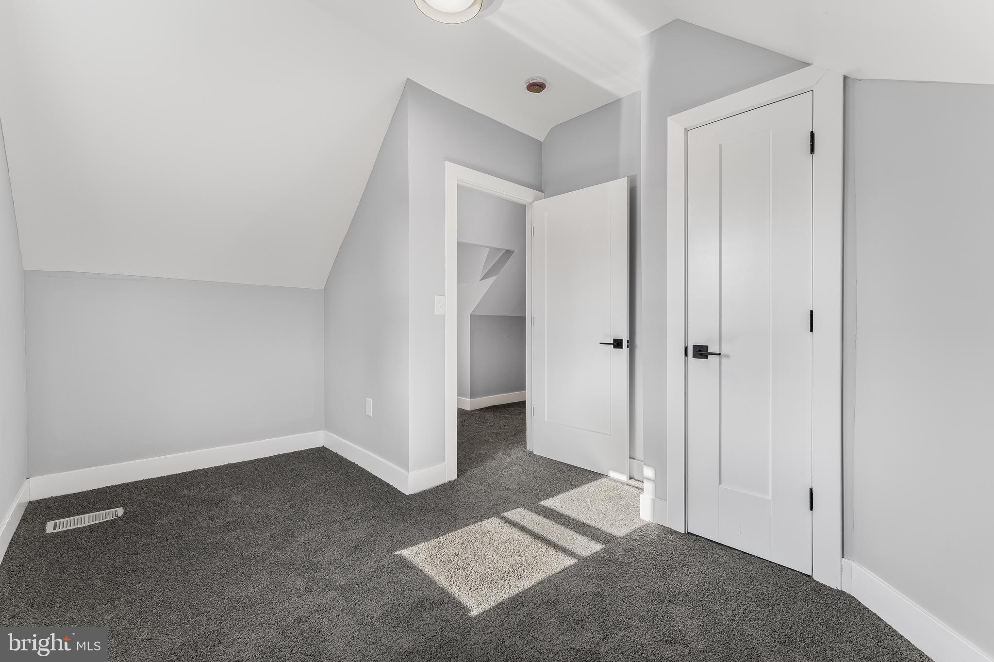 23 Victory Ave