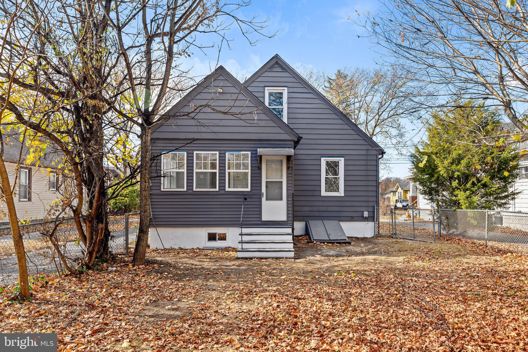23 Victory Ave