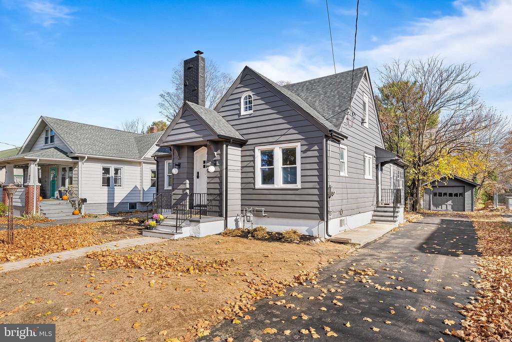 23 Victory Ave