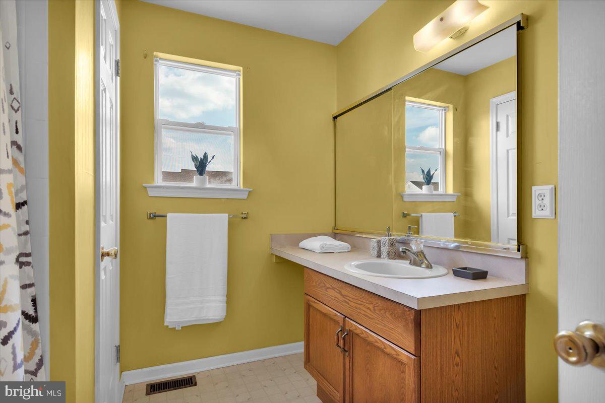 6 Sagebrush Ln
