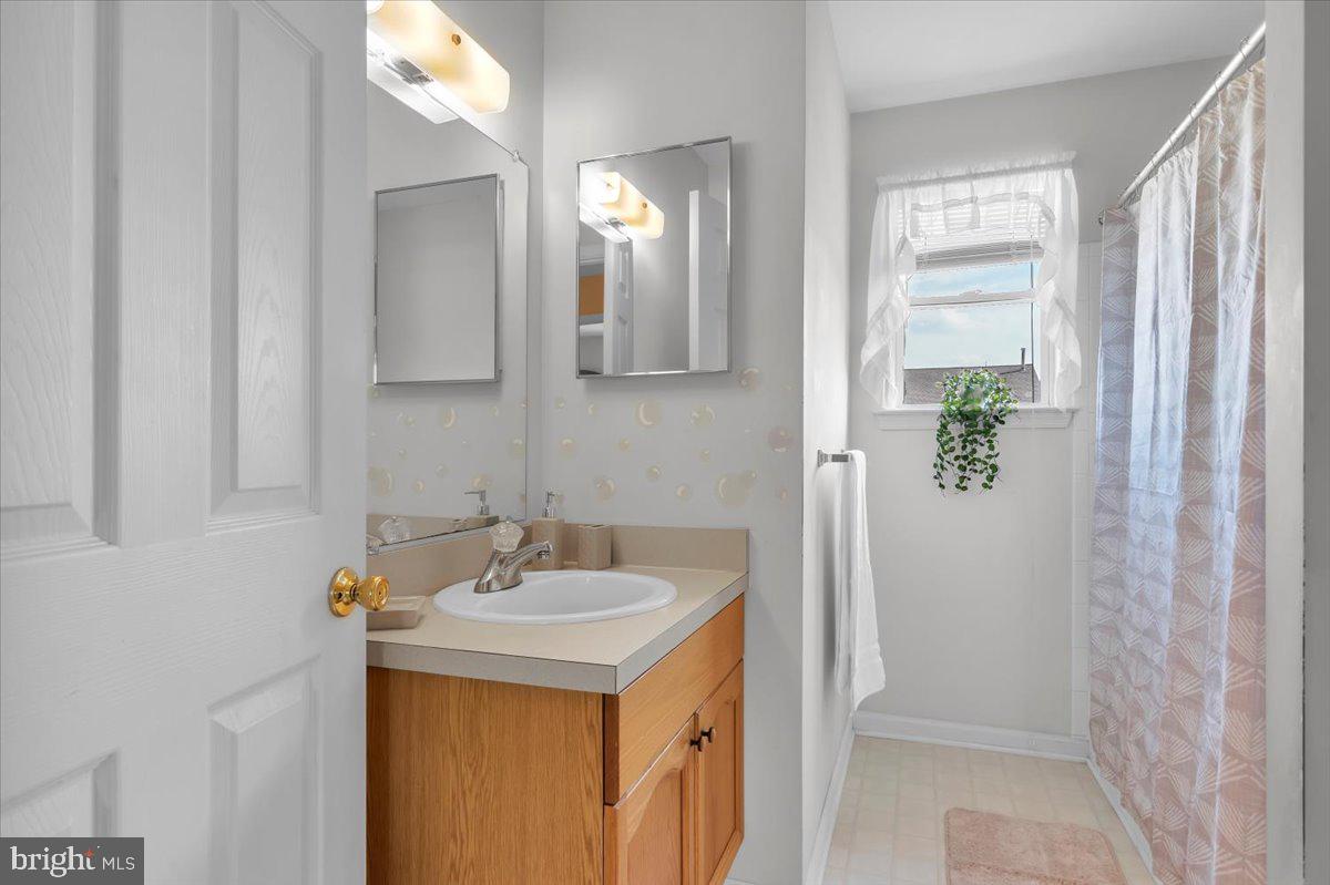 6 Sagebrush Ln