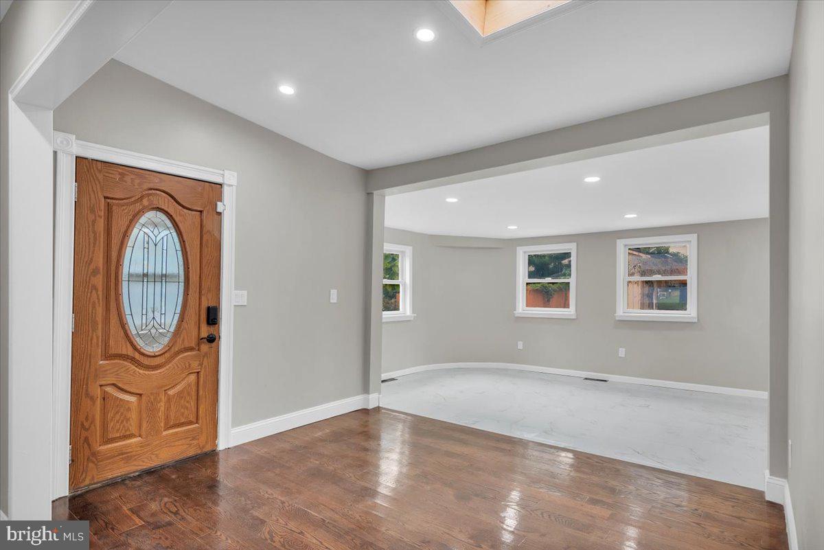 121 Woodland Ave
