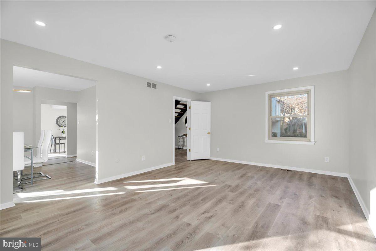 504 Jaeger Ct