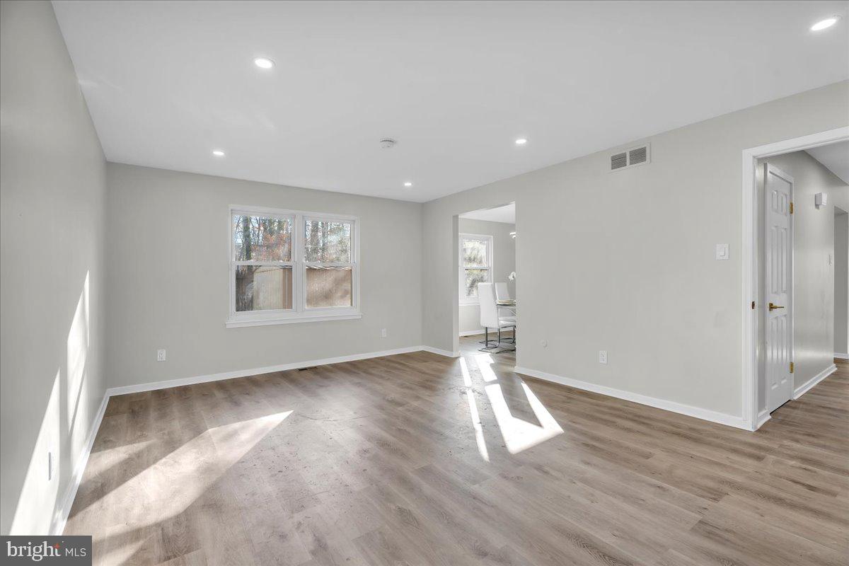 504 Jaeger Ct
