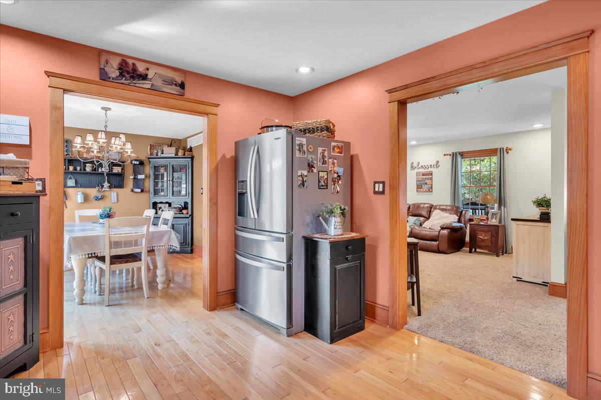 354 Alvine Rd