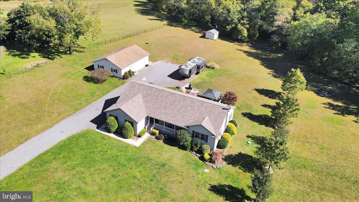 354 Alvine Rd