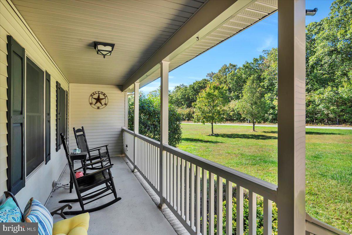354 Alvine Rd